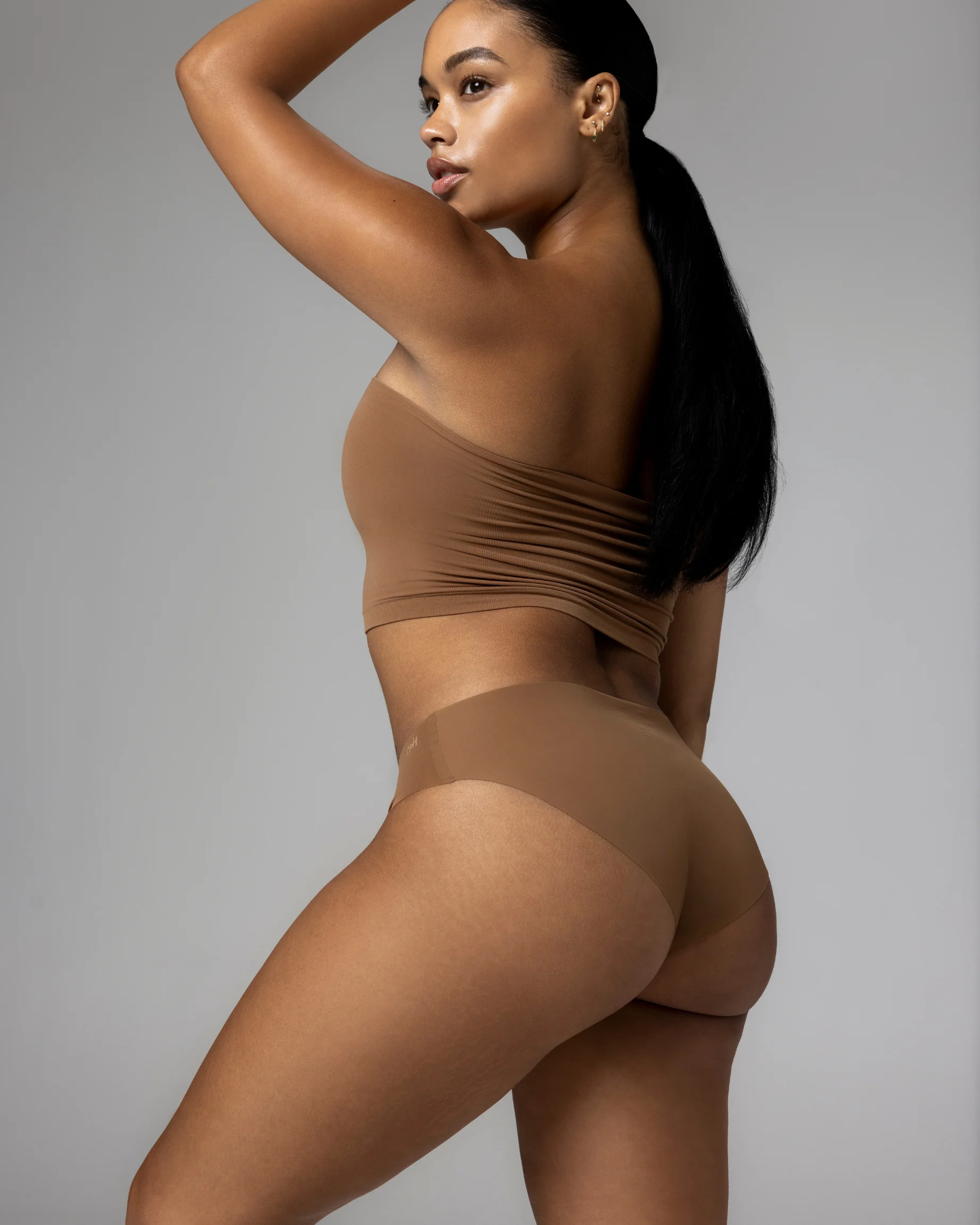 BARE - BIKINI - Image 30