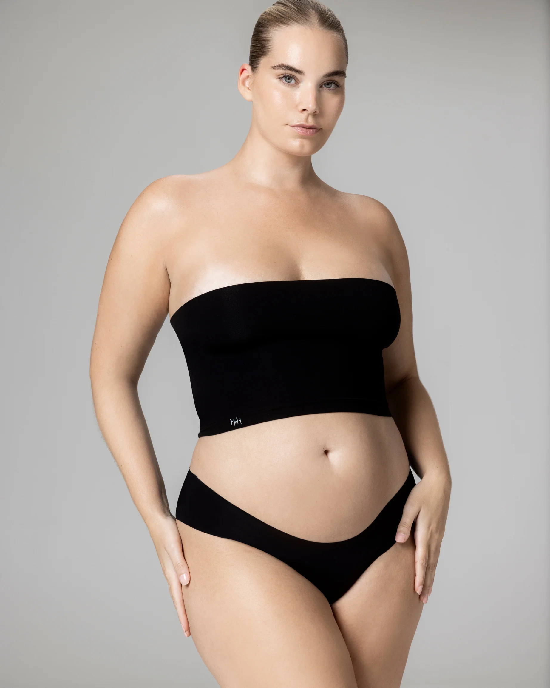 BARE - BIKINI - Image 41